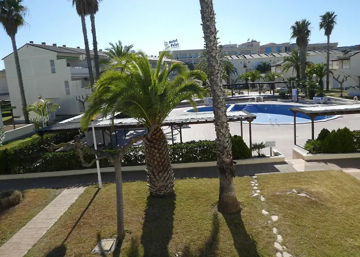 Apartamentos Estival 3000